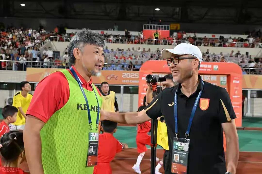 对比辽宁 重庆 广州最后4轮赛程 才发现冲超辽宁稳了 广州有逆袭机会