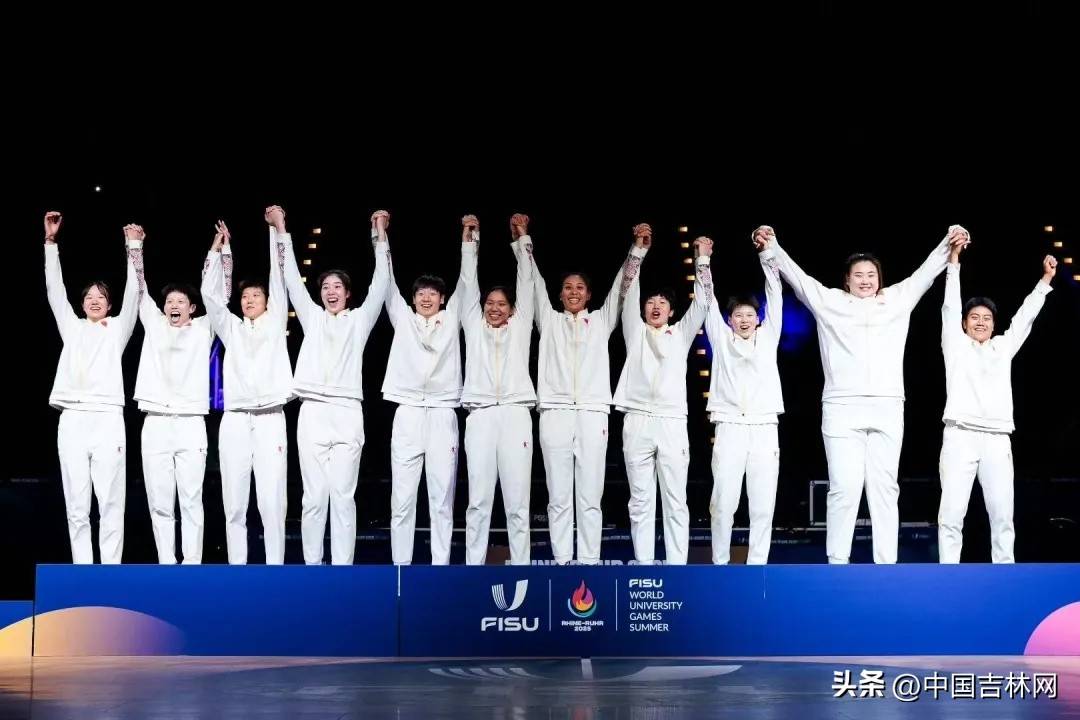 李星诺、赵若含！为国争光！