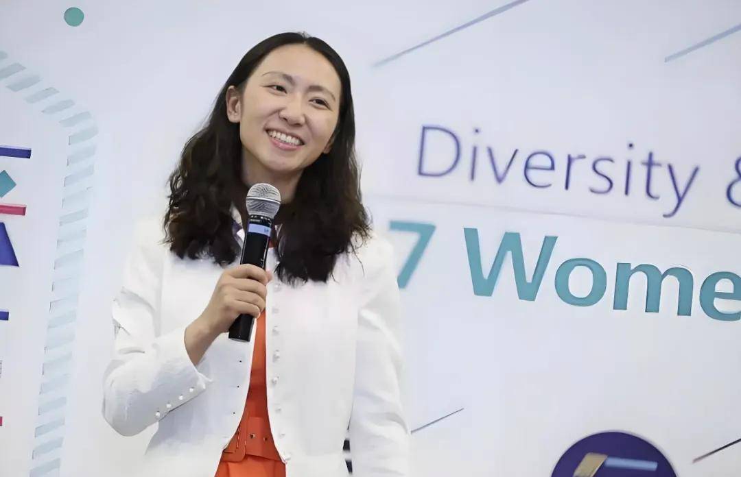 一土教育受困，李一诺被封，都陷在现实的泥潭里