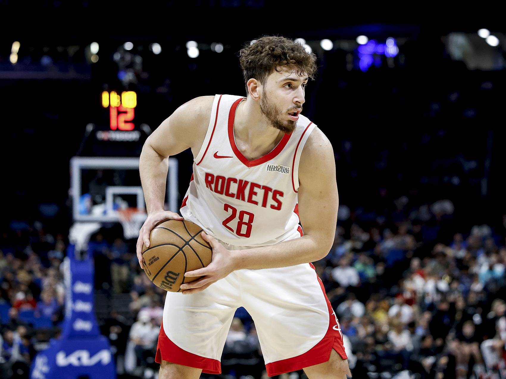 掘金险胜火箭，裁判判罚遭质疑，全联盟最好看的比赛，被萧华毁了